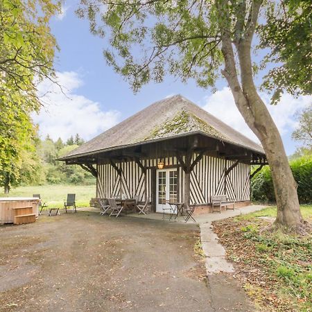 L'Atelier A L'Oree Des Bois Saint-Pierre-en-Auge Exteriör bild