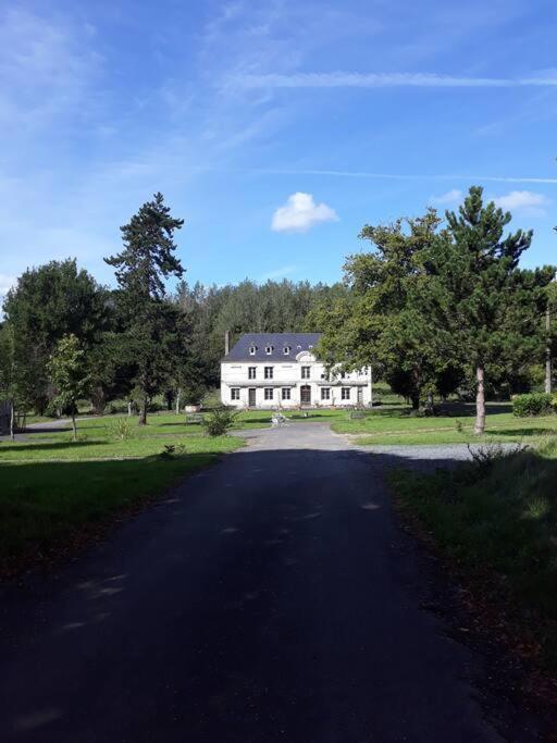 L'Atelier A L'Oree Des Bois Saint-Pierre-en-Auge Exteriör bild