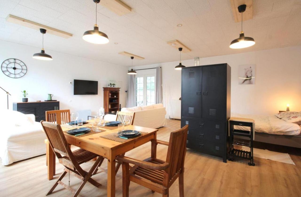 L'Atelier A L'Oree Des Bois Saint-Pierre-en-Auge Exteriör bild