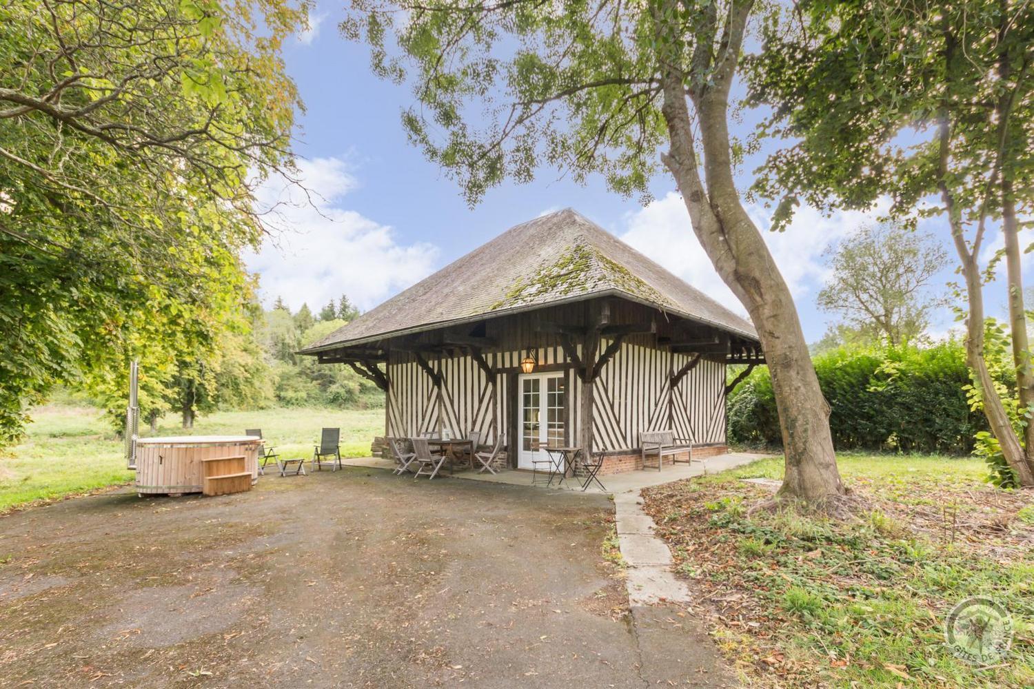 L'Atelier A L'Oree Des Bois Saint-Pierre-en-Auge Exteriör bild